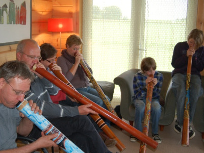 Didgeridooworkshop tijdens familie-uitje